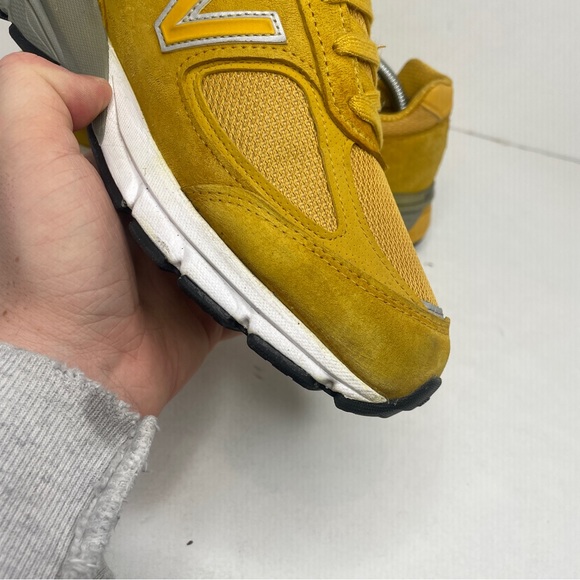 New Balance 990v4 “Yellow” - Picture 8 of 13